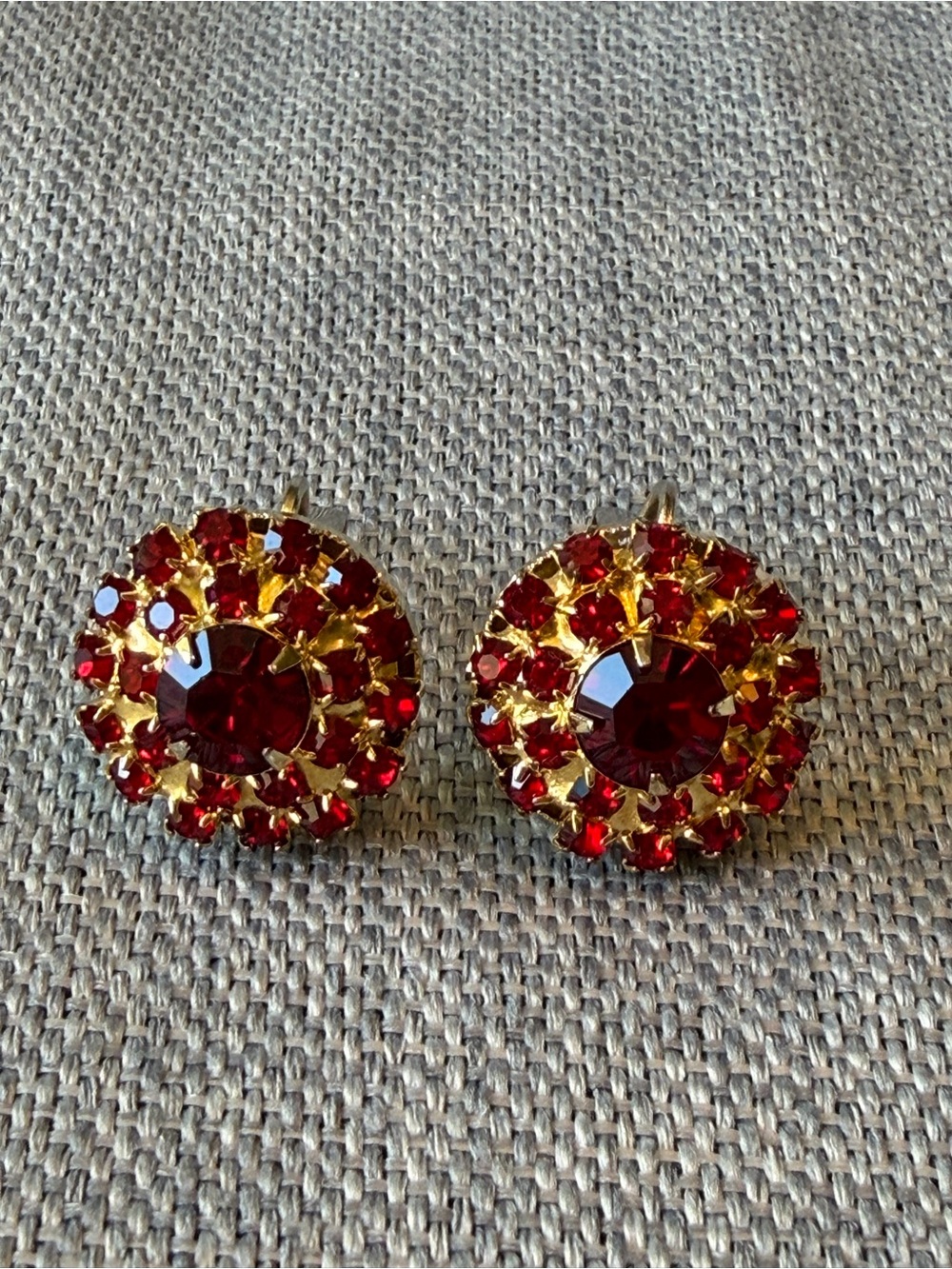 Vintage Ruby Red Rhinestone Cluster Clip-On Earrings Statement Gold Tone Jewelry